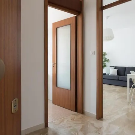 Italianflat - Via Adami, 3 Bedroom Flat, Free Parking * Verona